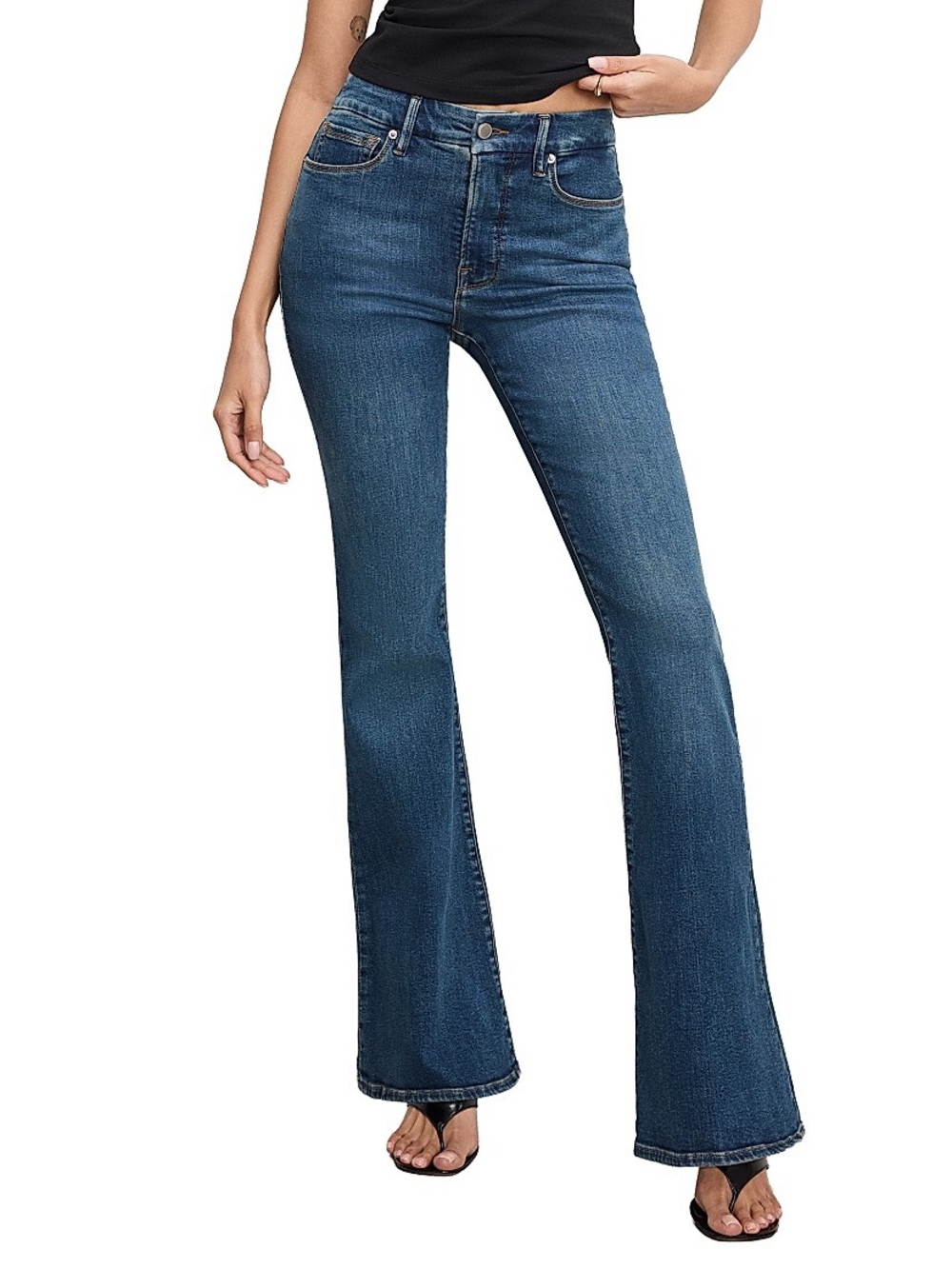 Good American Flair leg in Medium Blue Wash
